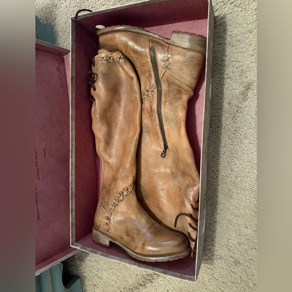 New Manchester III Icicle Bed Stu Rustic Tan Leather riding Boots 7.5 $450 - Picture 8 of 14